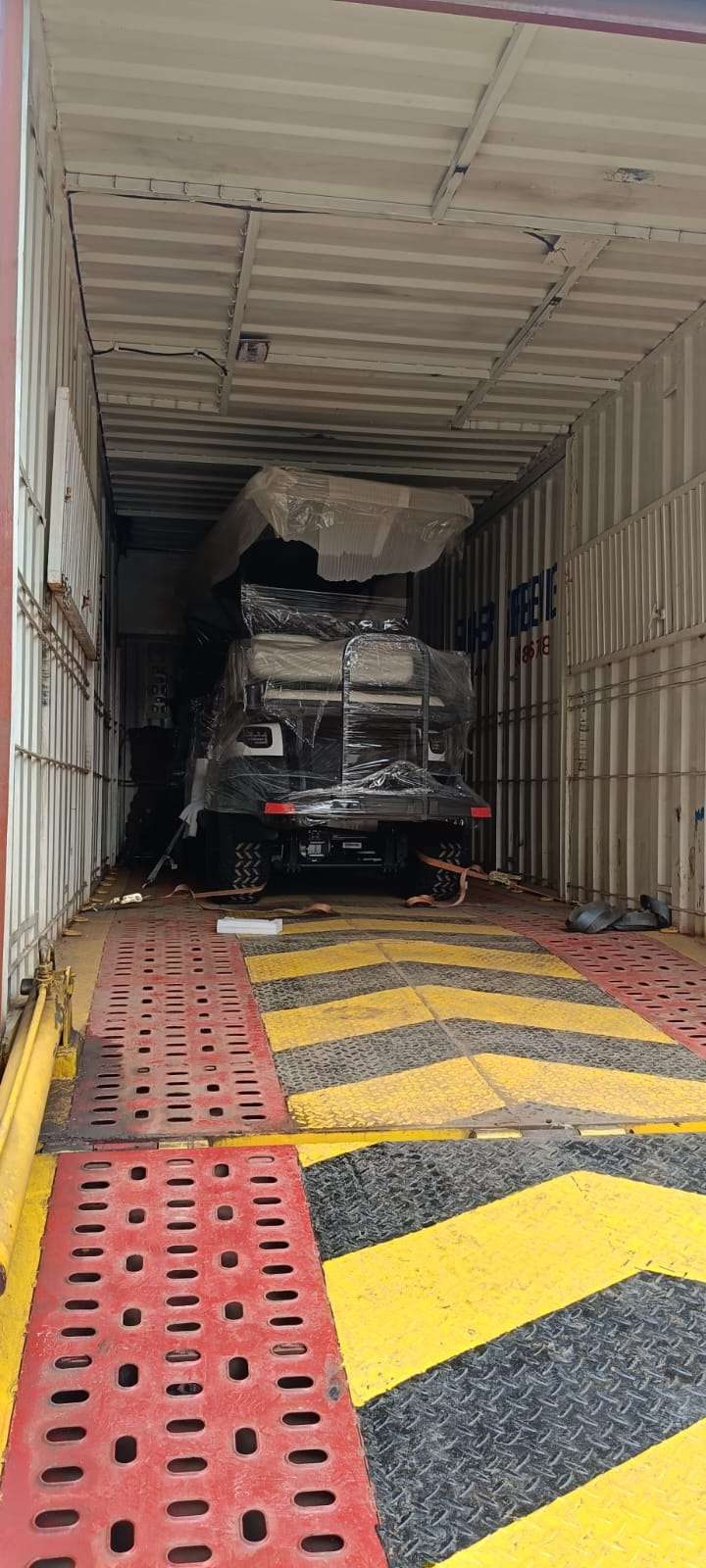 Car transport photo 1