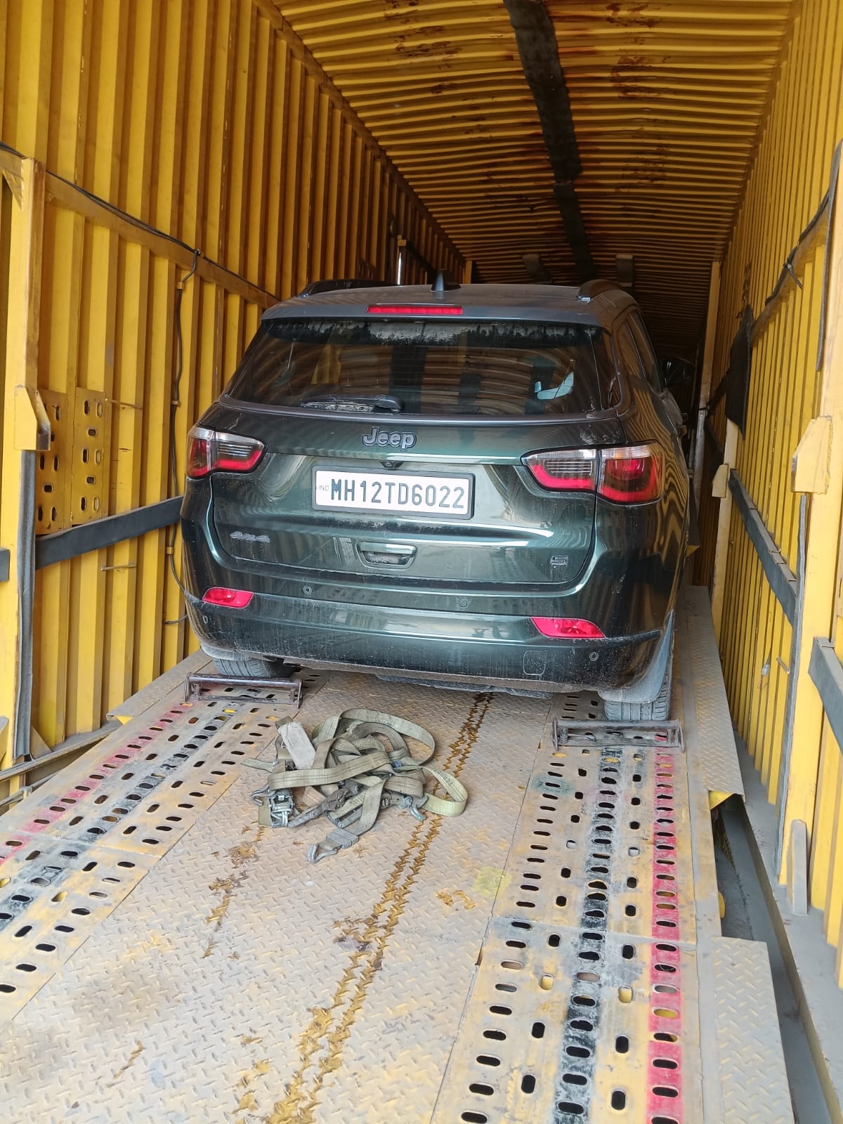 Car transport photo 14