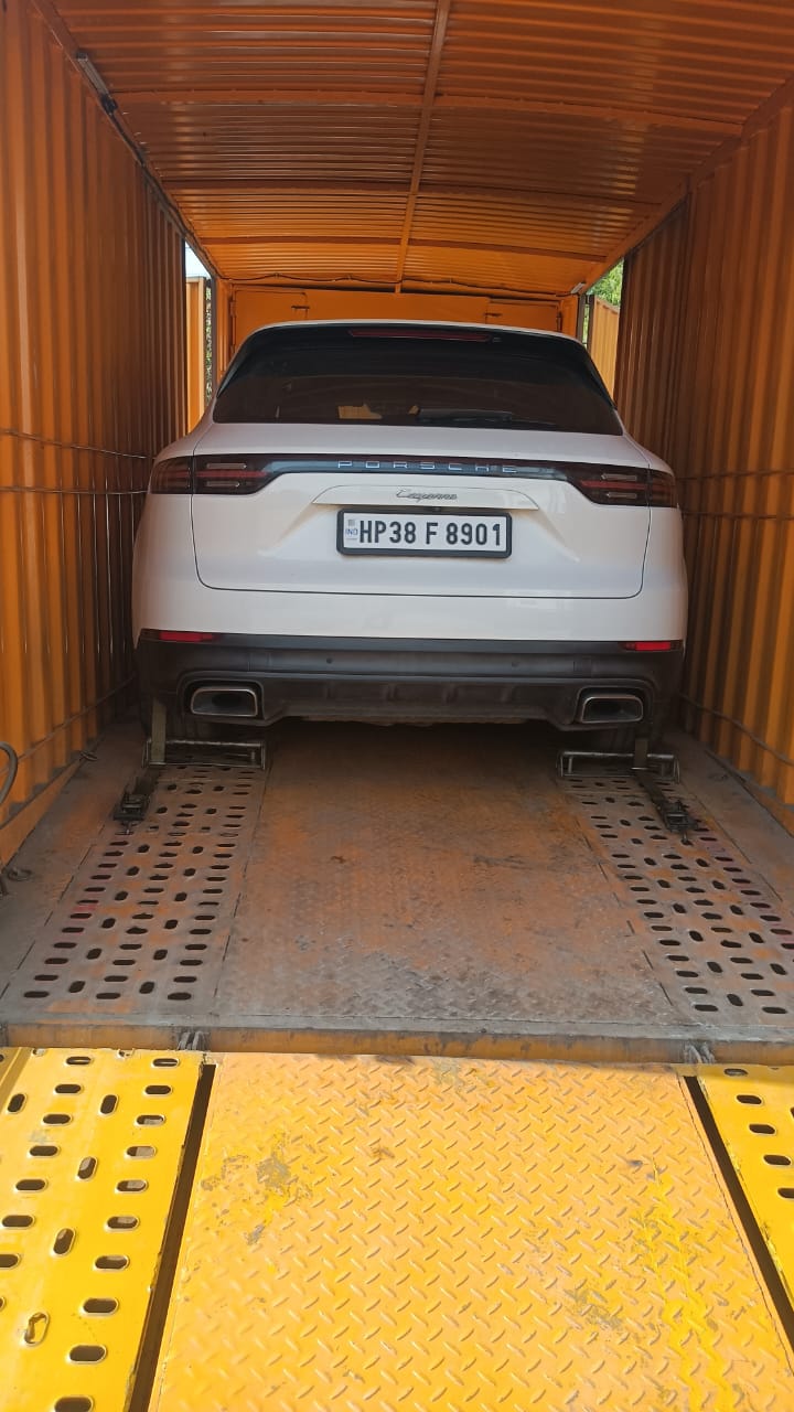 Car transport photo 22