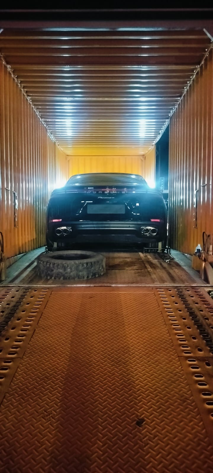 Car transport photo 26
