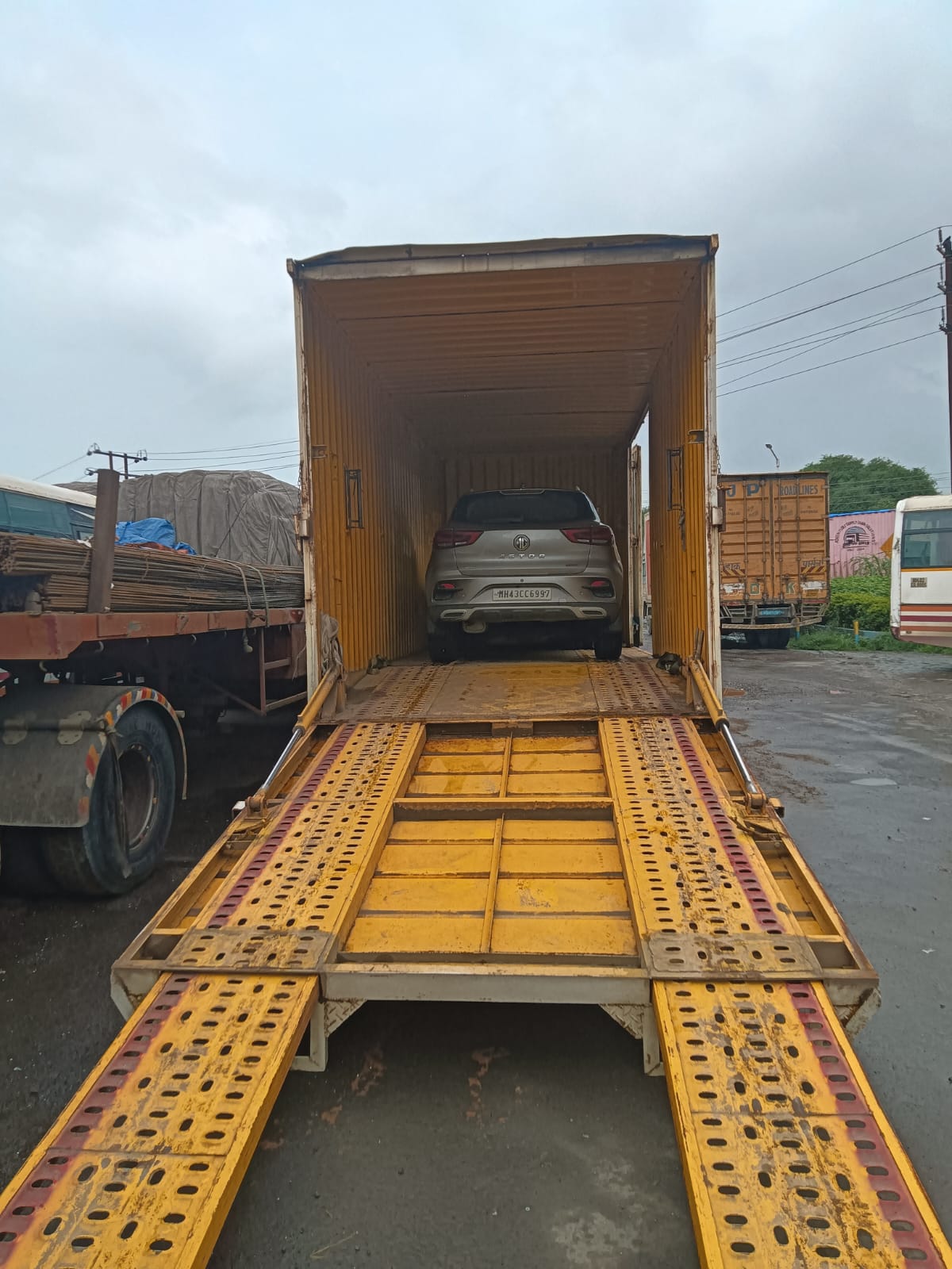 Car transport photo 37