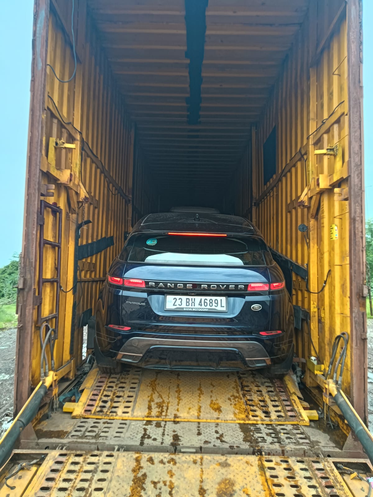 Car transport photo 39